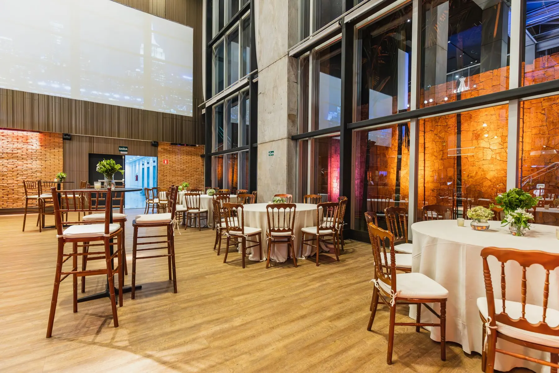 Dining arranged around your group